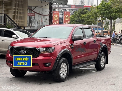  2021 - Ford Ranger XLS 2.2 4x2 AT - Cần bán xe máy dầu, màu đỏ, xe nhập khẩu
