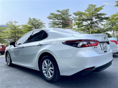 2021 - Toyota Camry 2.0E - Màu trắng trai như mới