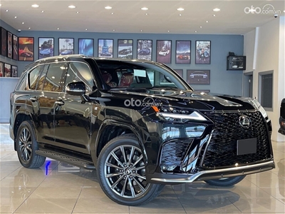 Ngược bão giảm giá, 'chuyên cơ mặt đất' Lexus LX 600 bán chênh tới hơn 2 tỷ đồng tại đại lý